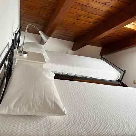 Il Terrazzo Sul * Варенна