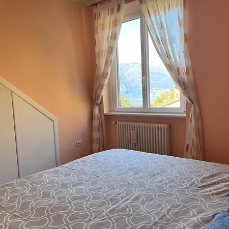 Il Terrazzo Sul Апартаменты Варенна