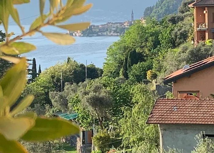 Il Terrazzo Sul * Варенна