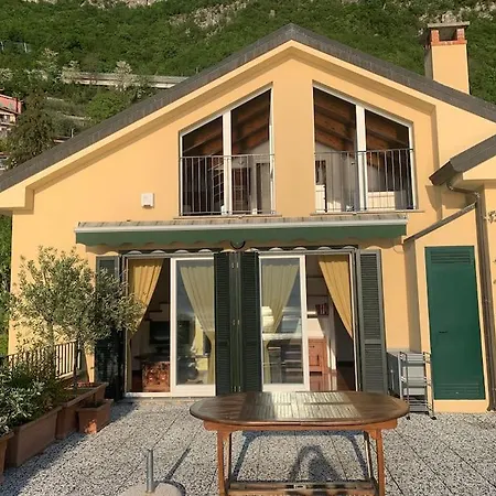 Il Terrazzo Sul ヴァレンナ